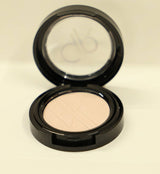 Silky Touch Pearl Eyeshadow - Golden Rose Cosmetics Pakistan.